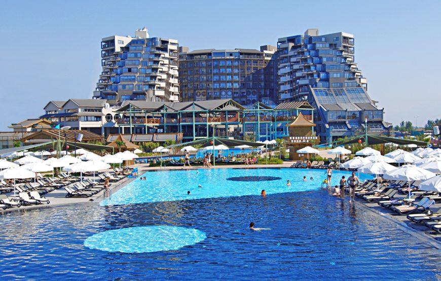 Limak Lara De Luxe Hotel & Resort
