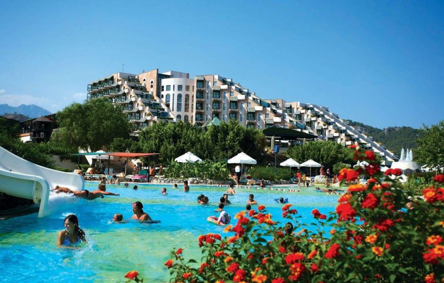 Limak Lara De Luxe Hotel & Resort