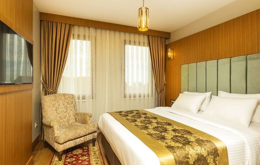 Acra Hotel