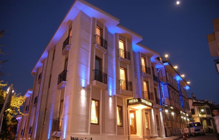 Acra Hotel
