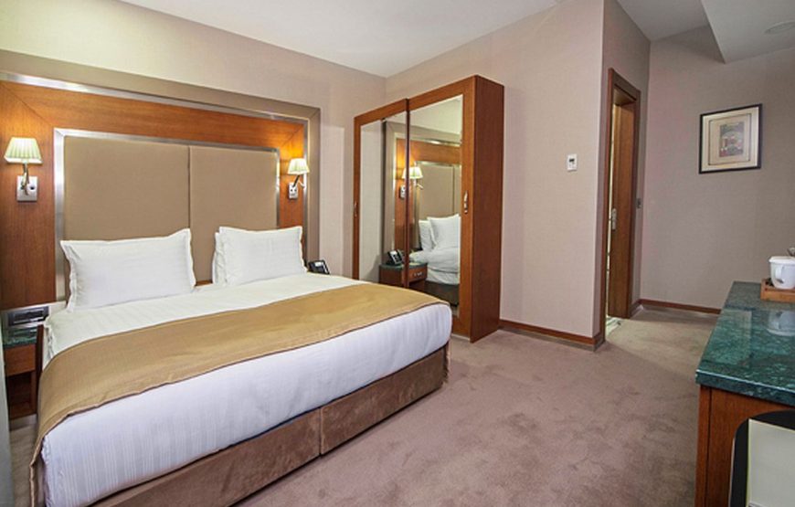 Standard Deluxe Room